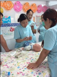 鄭州寶寶游泳館手法培訓(xùn)（圖）_1