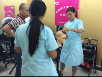 鄭州嬰幼兒游泳館老師培訓(xùn)（圖）_1