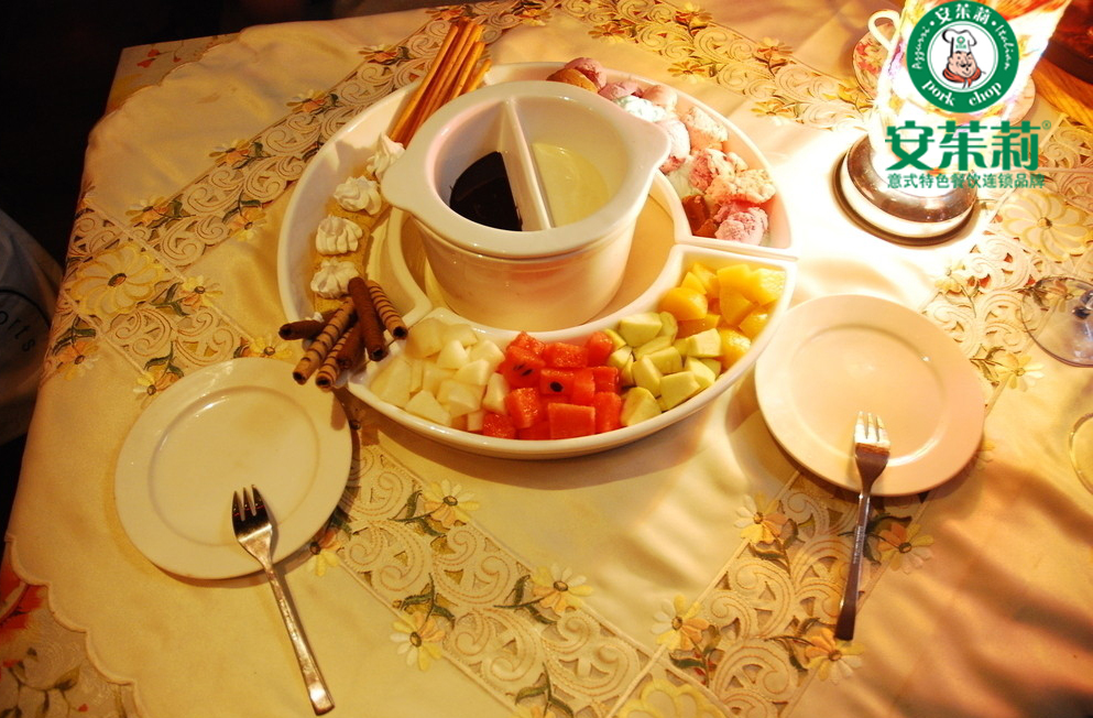 安徽手抓餅小吃車一臺(tái),安徽代理手抓餅加盟-安茱莉加盟_4