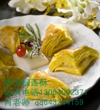 山東榴蓮酥加盟培訓(xùn)榴蓮班戟做法_1
