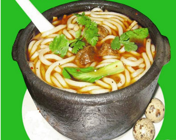 學(xué)習(xí)土豆粉做法砂鍋土豆粉培訓(xùn)泰安土豆粉加盟（圖）_1