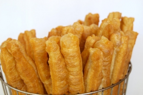 河北哪里能學(xué)習(xí)炸無礬香酥大油條做法_1