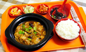 黃燜雞米飯學(xué)習(xí)，加盟一個黃燜雞的做法15098991005（圖）_1