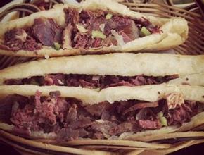 學(xué)習(xí)怎么做驢肉火燒加盟河間驢肉火燒配方15098991003_1