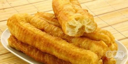 香酥大油條加盟1500元學習炸油條技術無礬堿油條開店學習_1