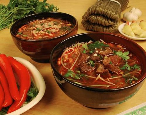 天下曉富酸辣粉加盟_4