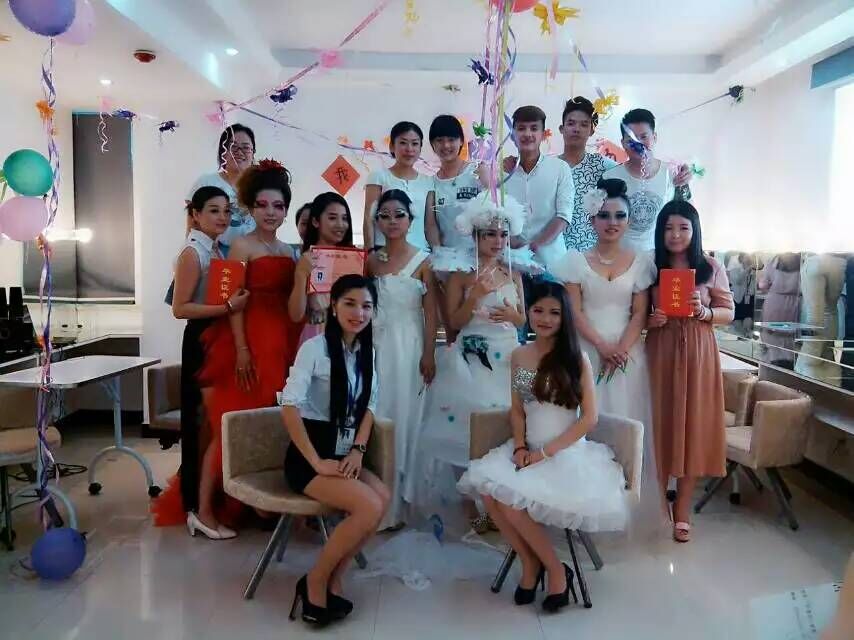 2015武漢化妝培訓(xùn)學(xué)校排行榜_2