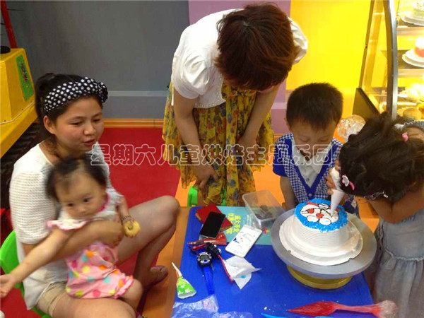 來(lái)星期六益智DIY手工樂(lè)園 親手DIY的樂(lè)趣怎能言喻？（圖）_2