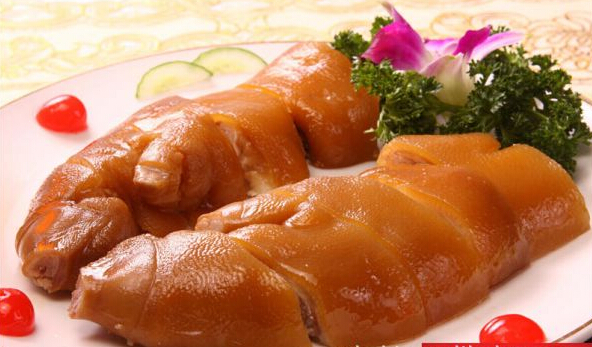 熟食加盟總部在哪？學(xué)習(xí)鹵制豬頭肉配方濟(jì)南熟食店加盟（圖）_1