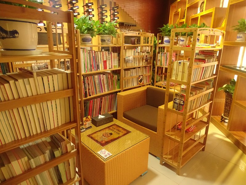 民治哪里可以喝茶，世紀(jì)春城附近彩虹之滇茶館環(huán)境可以_2