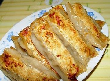 鍋貼和包子的區(qū)別是什么?正宗口味鍋貼怎么加盟_1