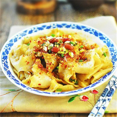 盛耀佳德商學(xué)院為你盤點陜西十怪之特色彪彪面_2