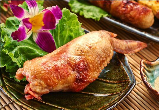 正宗特色小吃加盟。雞翅包飯加盟你的不二之選_1