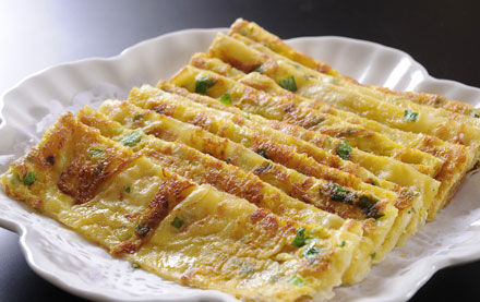 哪里有學(xué)雞蛋灌餅的，正宗雞蛋灌餅技術(shù)培訓(xùn)_1