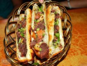 煮驢肉做皮凍免費加盟正宗的河間驢肉火燒_1