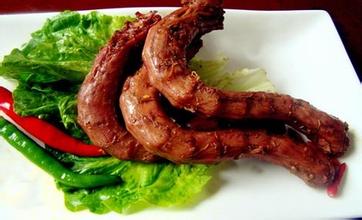 鴨脖子鹵制方法加盟脆皮烤鴨脖開店學(xué)習(xí)_1