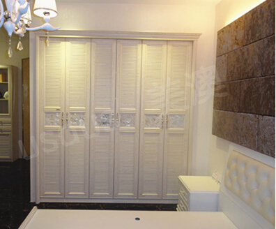 不可不知的臥室衣柜擺放風(fēng)水_1