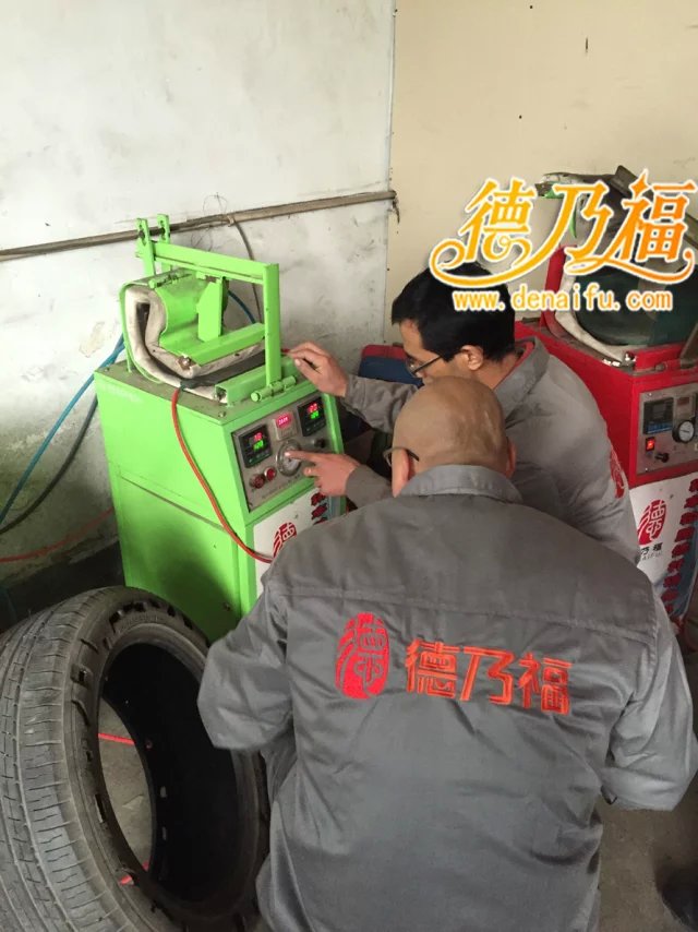 山東，青?？疾斓履烁］喬バ迯?fù)，輪轂全自動輪轂拉絲機_1