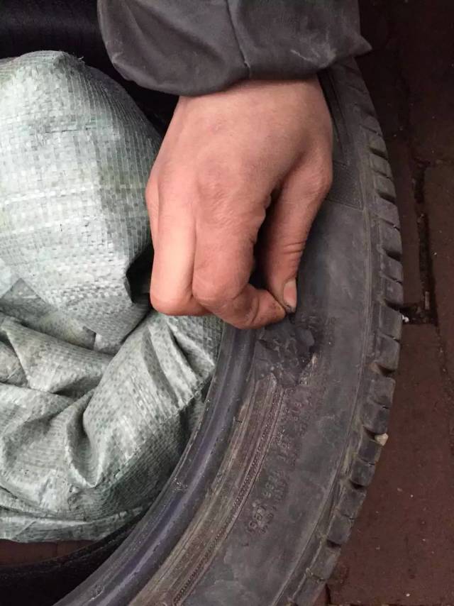 廣西南寧郵寄輪胎到德乃福公司做啃傷修復(fù)_1