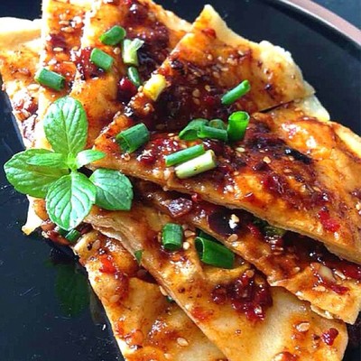 醬香餅技術(shù)培訓(xùn)，去哪能學(xué)做醬香餅，醬香餅做法_1