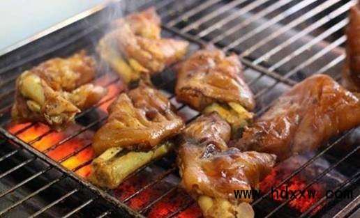 湖南烤豬蹄培訓(xùn) 哪里有烤豬蹄學(xué)習(xí)（圖）_2