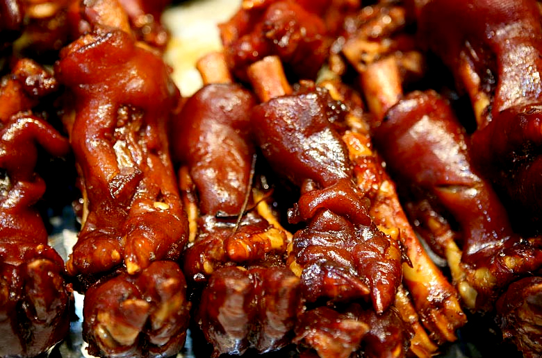 烤豬蹄的做法和配料（圖）_1