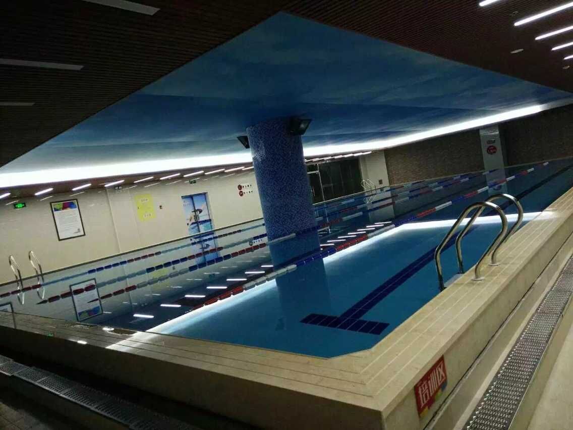 2015碧淶為湖北文峰愛瑪會室內(nèi)泳池設(shè)備安裝（圖）_1