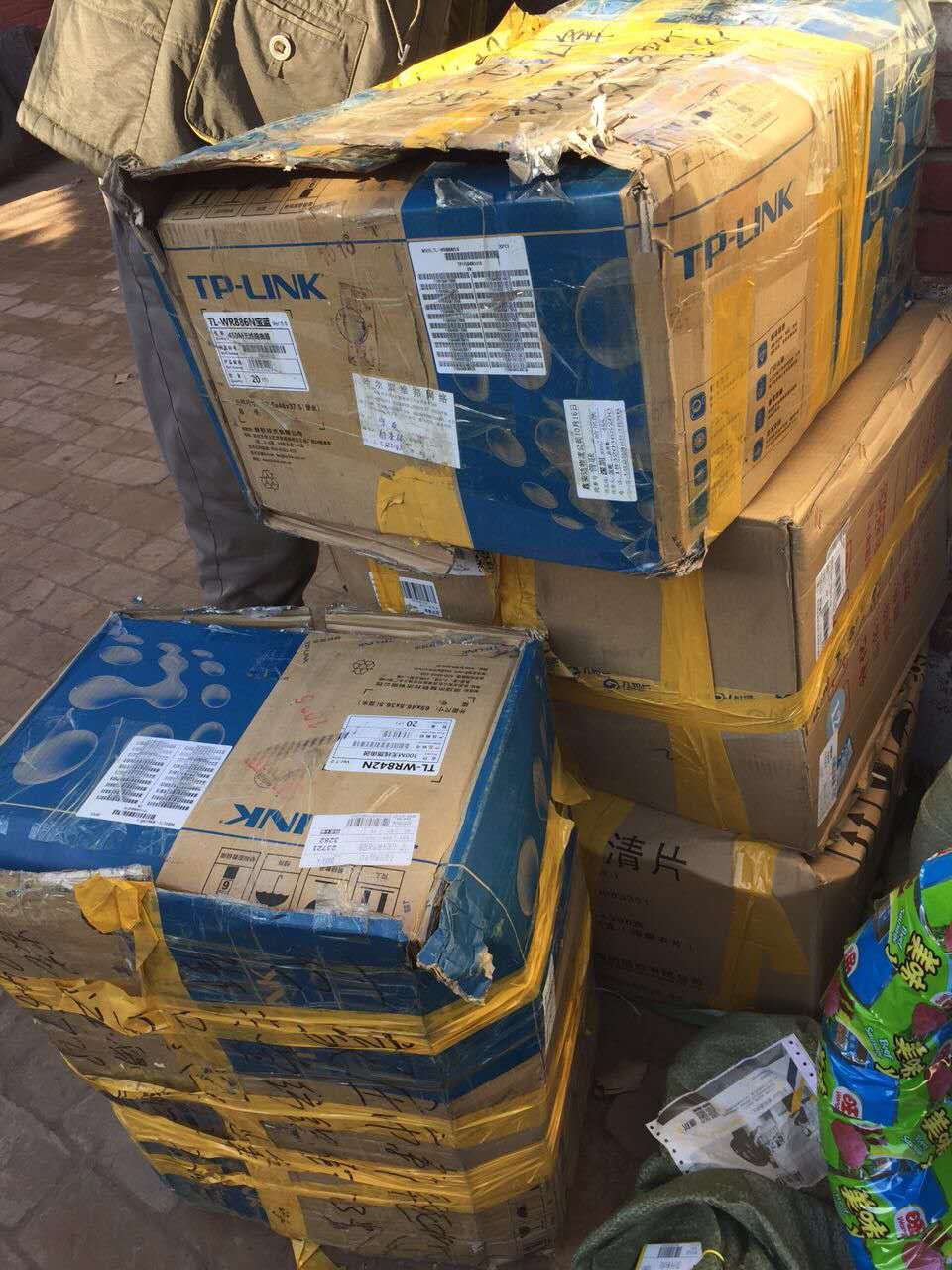 德乃福公司為黑龍江雞西車主修復(fù)拉絲輪轂_1