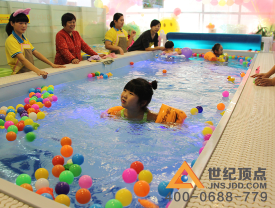 山東嬰幼兒游泳館加盟首選世紀(jì)頂點(diǎn)_1