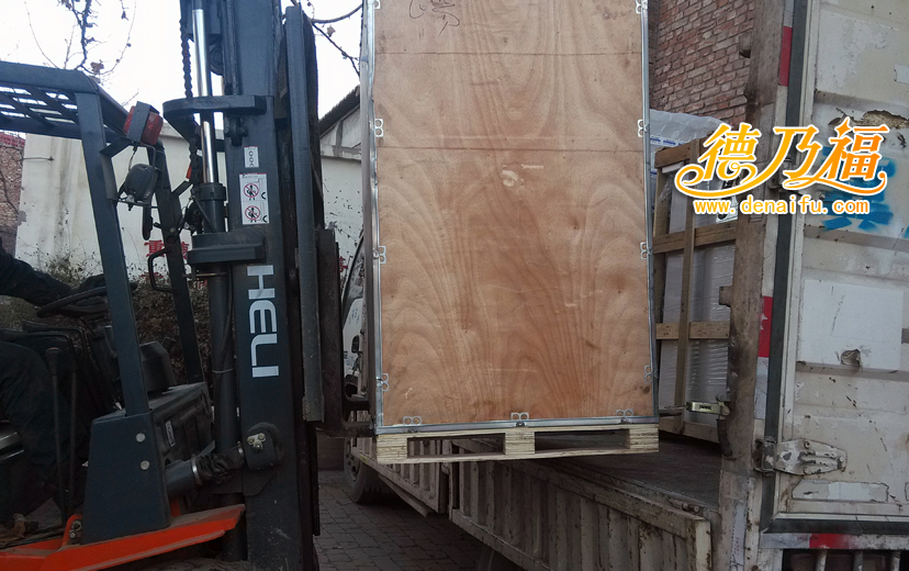 德乃福全自動(dòng)輪轂拉絲機(jī)發(fā)貨，太原加盟店馬上開(kāi)業(yè)_4