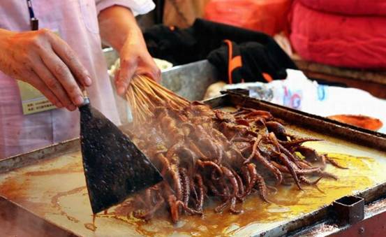 哪里可以學(xué)做鐵板魷魚（圖）_1