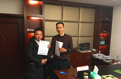 中國(guó)十大火鍋加盟排行榜品牌川西大壩火鍋成都溫江店簽約-四川餐飲加盟連鎖界從壩子亂象中升華出來(lái)的太極鍋鍋 （圖）_1