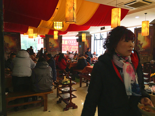 成都特色火鍋店加盟排名排行榜知名品牌三國演繹溫江店開鍋，三味特色火鍋味道屌爆了?。▓D）_7