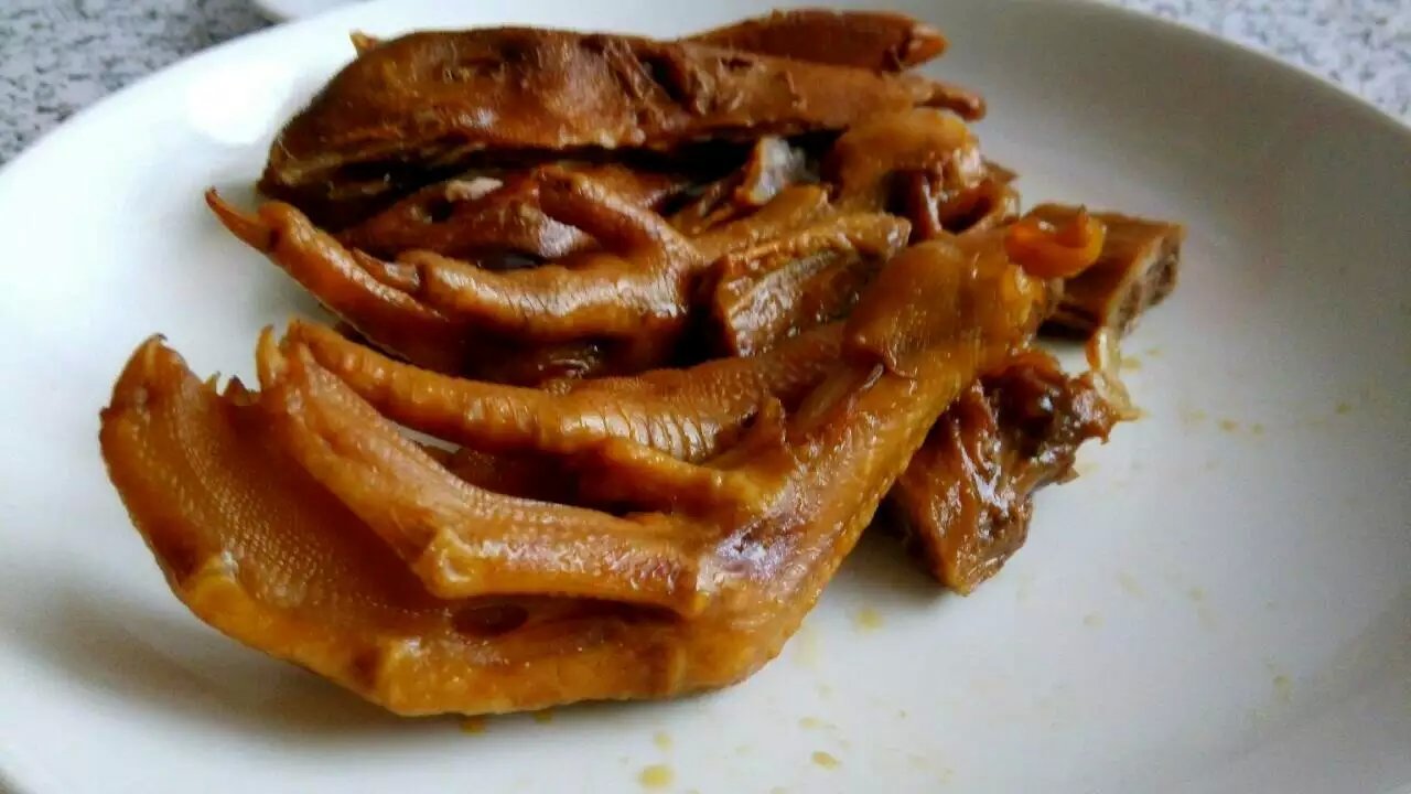 武漢武漢鴨脖培訓(xùn)，哪里學(xué)武漢鴨脖技術(shù)_1