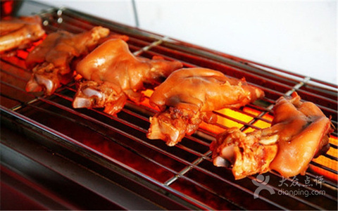 烤豬蹄哪里有學，正宗烤豬蹄技術培訓_1