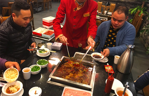 成都火鍋加盟連鎖品牌界的太極鍋鍋－-川西大壩火鍋成都華陽麗景路店立項。_8