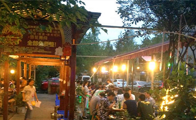 蓉城院壩成都最好吃的火鍋新華店開業(yè)！自助火鍋界的赤子唱響思鄉(xiāng)的紅歌！_3