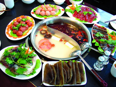 蓉城院壩成都最好吃的火鍋新華店開業(yè)！自助火鍋界的赤子唱響思鄉(xiāng)的紅歌！_6