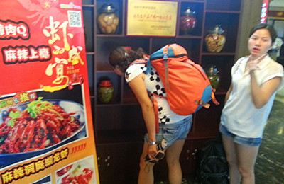 四川小型火鍋店加盟排名：漁人谷火鍋魚加盟項(xiàng)目讓老板開店創(chuàng)業(yè)不求人！_2