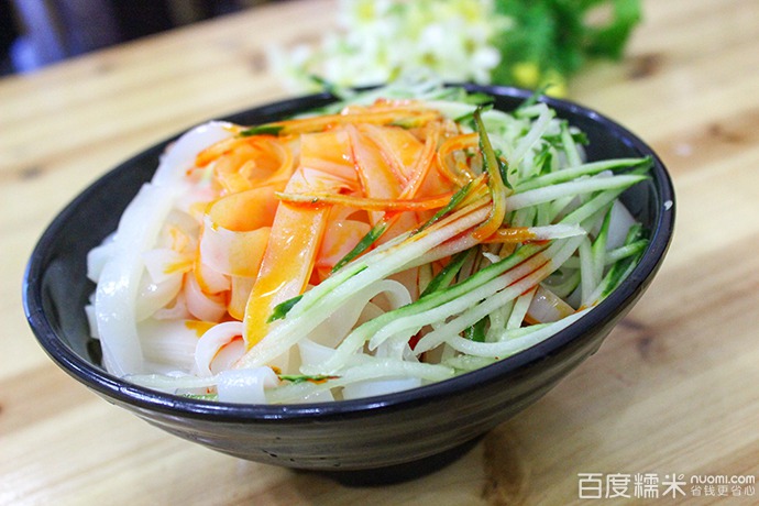 想開家小吃店鋪，去哪里能學涼皮的做法、（圖）_2