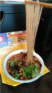 重慶酸辣粉怎么做、想學(xué)酸辣粉去哪里正宗？（圖）_2