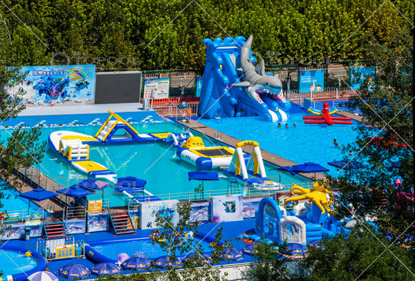 移動(dòng)水上樂園設(shè)備報(bào)價(jià)_1