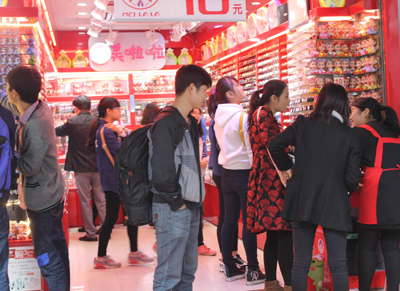 美啦啦加盟店鎖定手表打造時(shí)尚（圖）_1