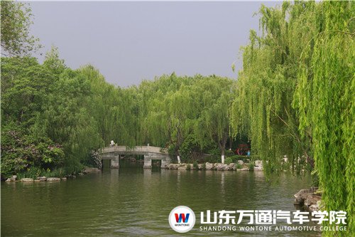 山東萬通汽修學(xué)院五一萬通行體驗(yàn)活動（圖）_7