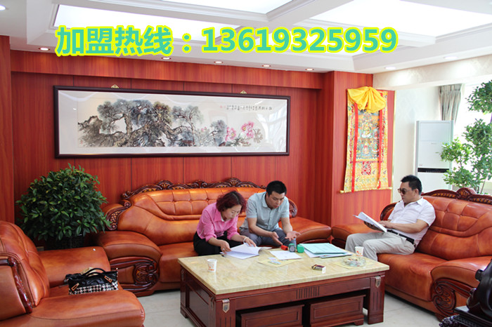 “金大碗”牛肉面加盟店第295家在隴南禮縣落成_1