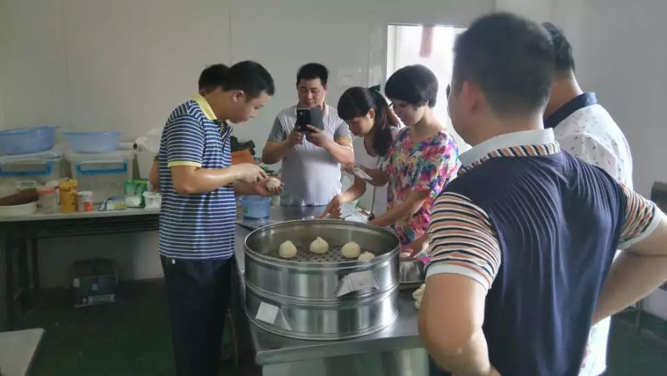 培訓(xùn)包子技術(shù)，哪里學(xué)包子饅頭好_1