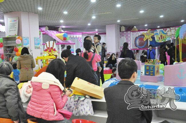早日加入室內(nèi)兒童樂園,也就意味著早日抓住財富_1