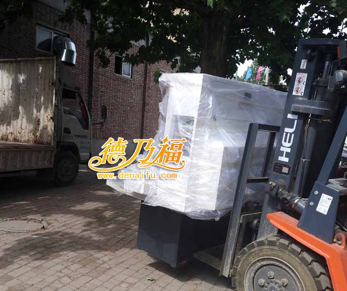 全自動28寸輪轂拉絲機發(fā)貨遼寧大連普蘭店，吉林梅河口德乃福_2