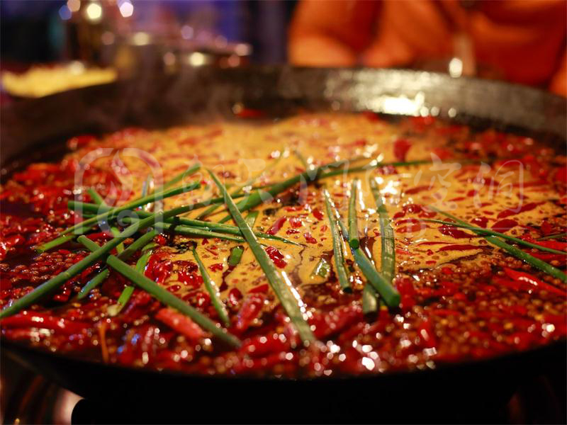 全國最好吃的火鍋加盟需要什么條件_1