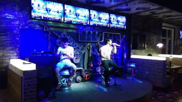 烤動(dòng)力酒吧燒烤加盟費(fèi)_2